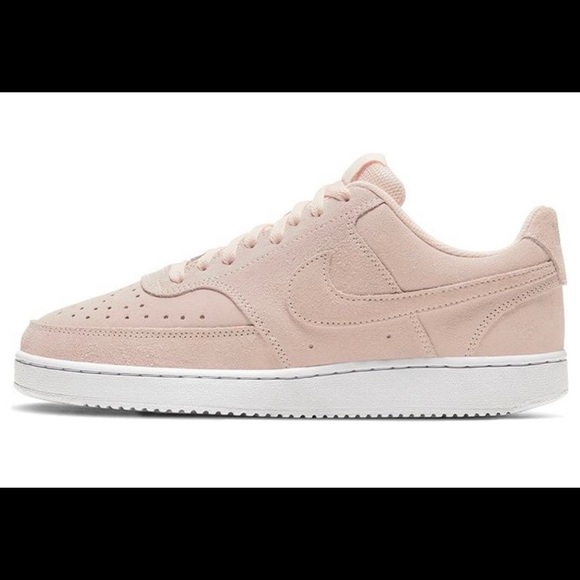 NIKE NWOT Court Vision Low pink suede size 7.5